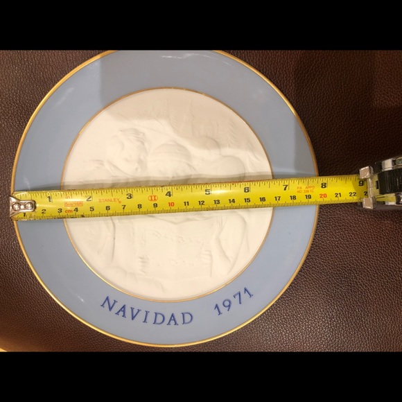 Lladro Collection Plate 1971 Xmas- Sold - Picture 6 of 6